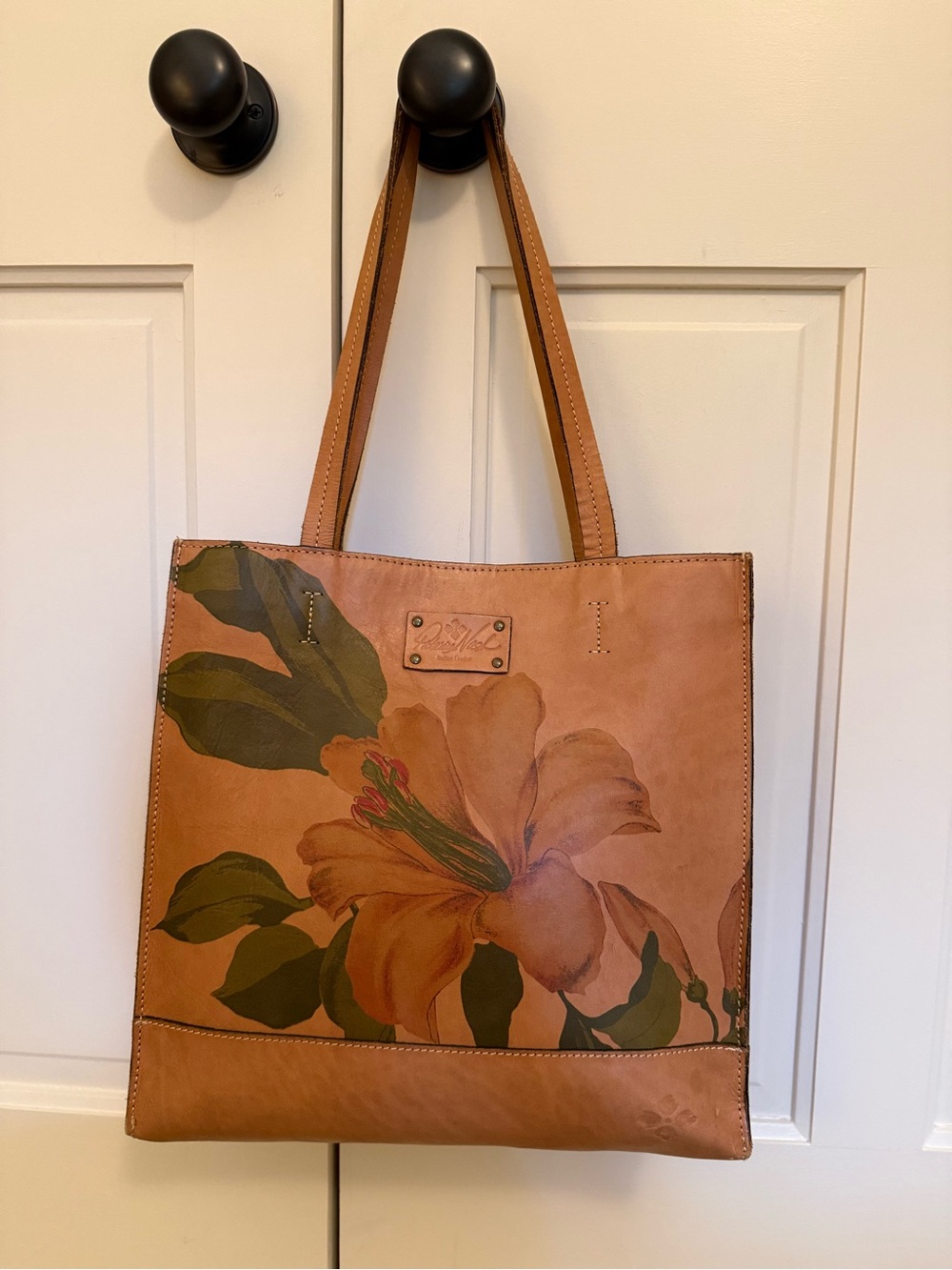 Patricia Nash Toscano East/West Tote Vanilla Cream - Hibiscus